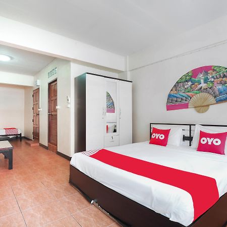 Oyo 963 Sunshine Guesthouse Pattaya Dış mekan fotoğraf