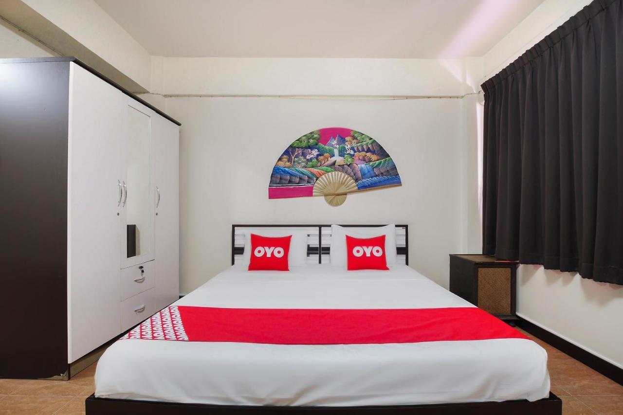Oyo 963 Sunshine Guesthouse Pattaya Dış mekan fotoğraf