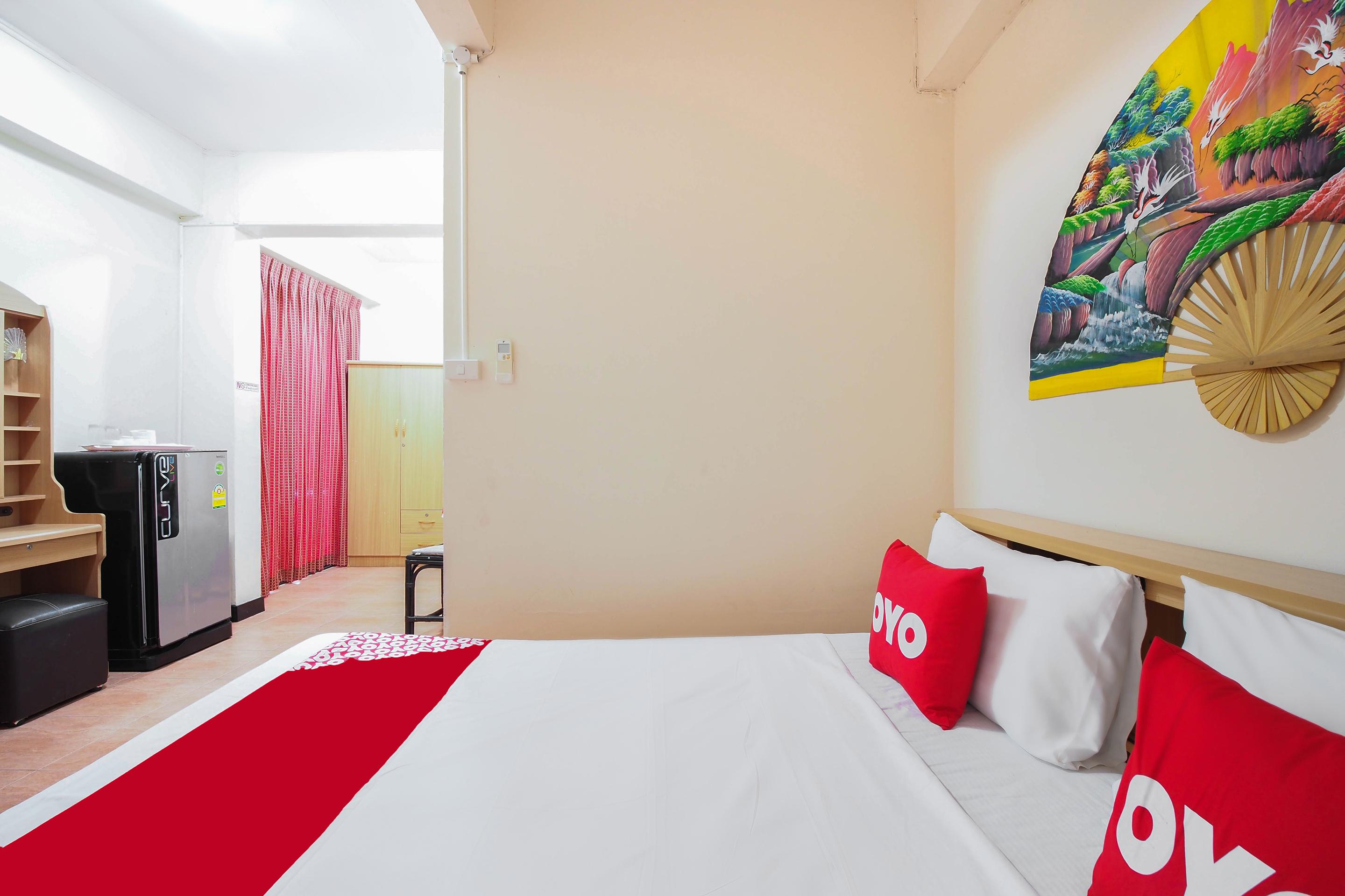 Oyo 963 Sunshine Guesthouse Pattaya Dış mekan fotoğraf