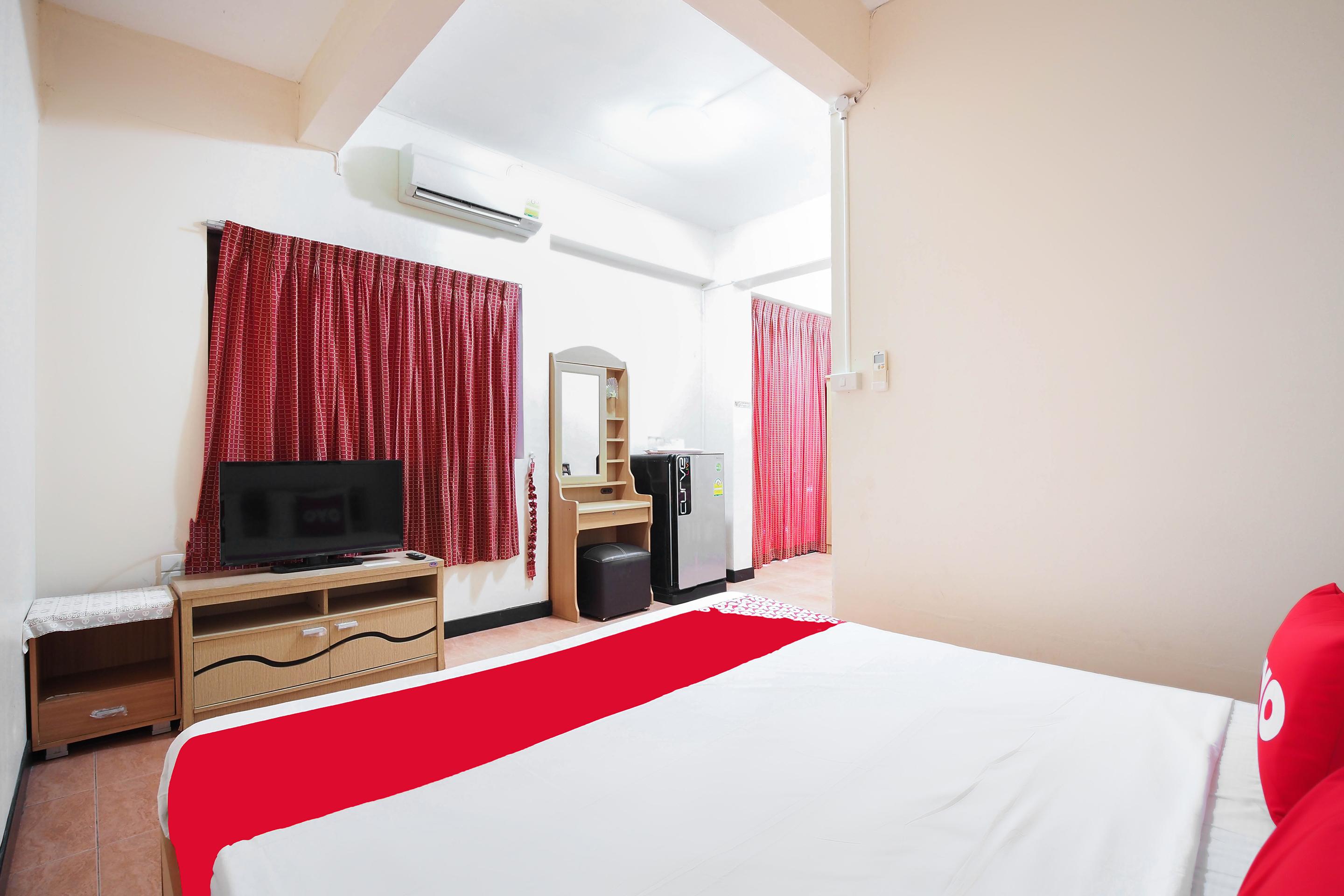 Oyo 963 Sunshine Guesthouse Pattaya Dış mekan fotoğraf