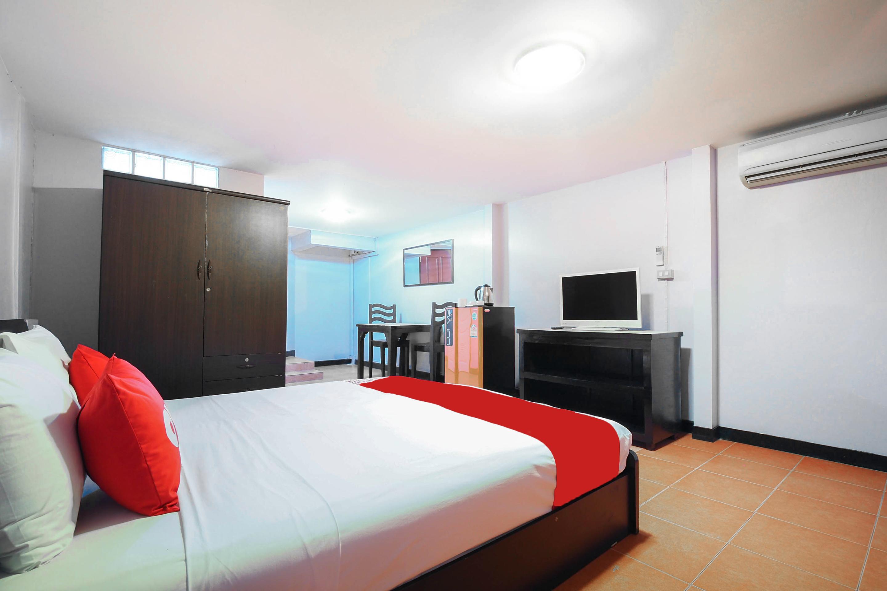 Oyo 963 Sunshine Guesthouse Pattaya Dış mekan fotoğraf