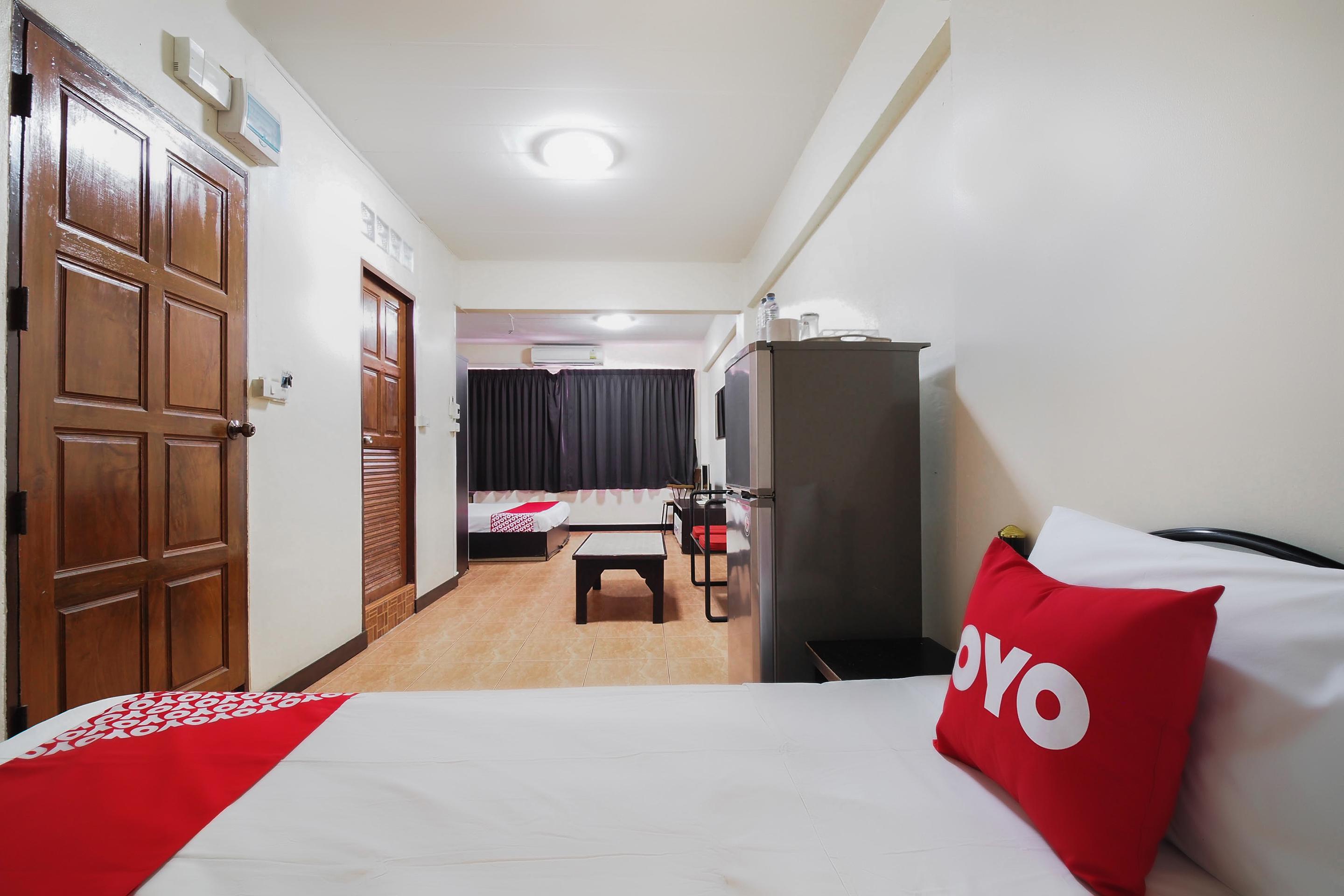 Oyo 963 Sunshine Guesthouse Pattaya Dış mekan fotoğraf