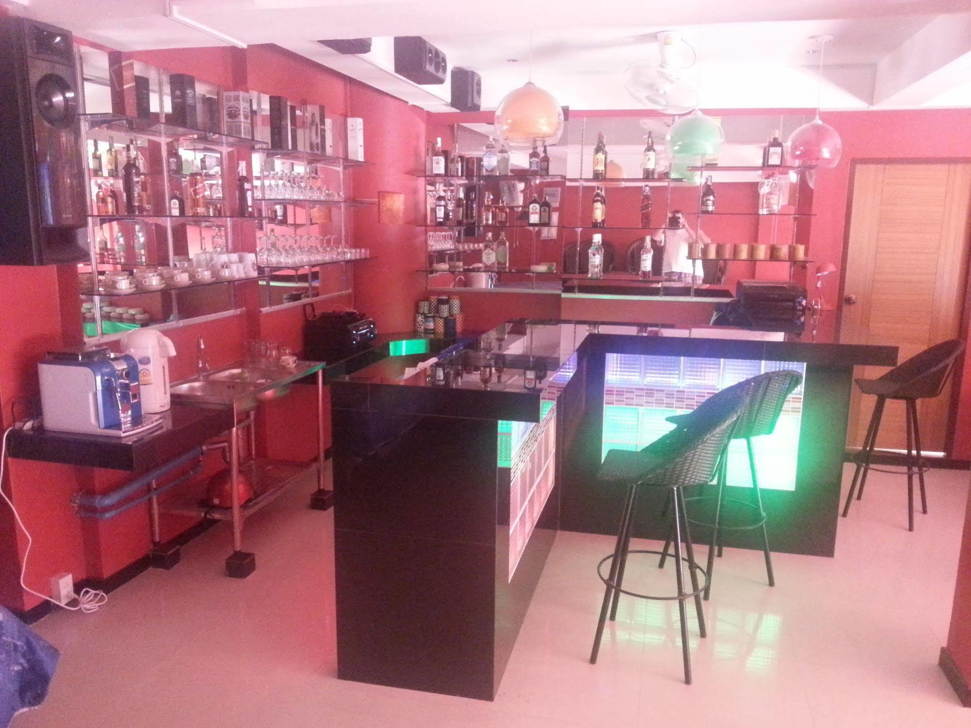 Oyo 963 Sunshine Guesthouse Pattaya Dış mekan fotoğraf